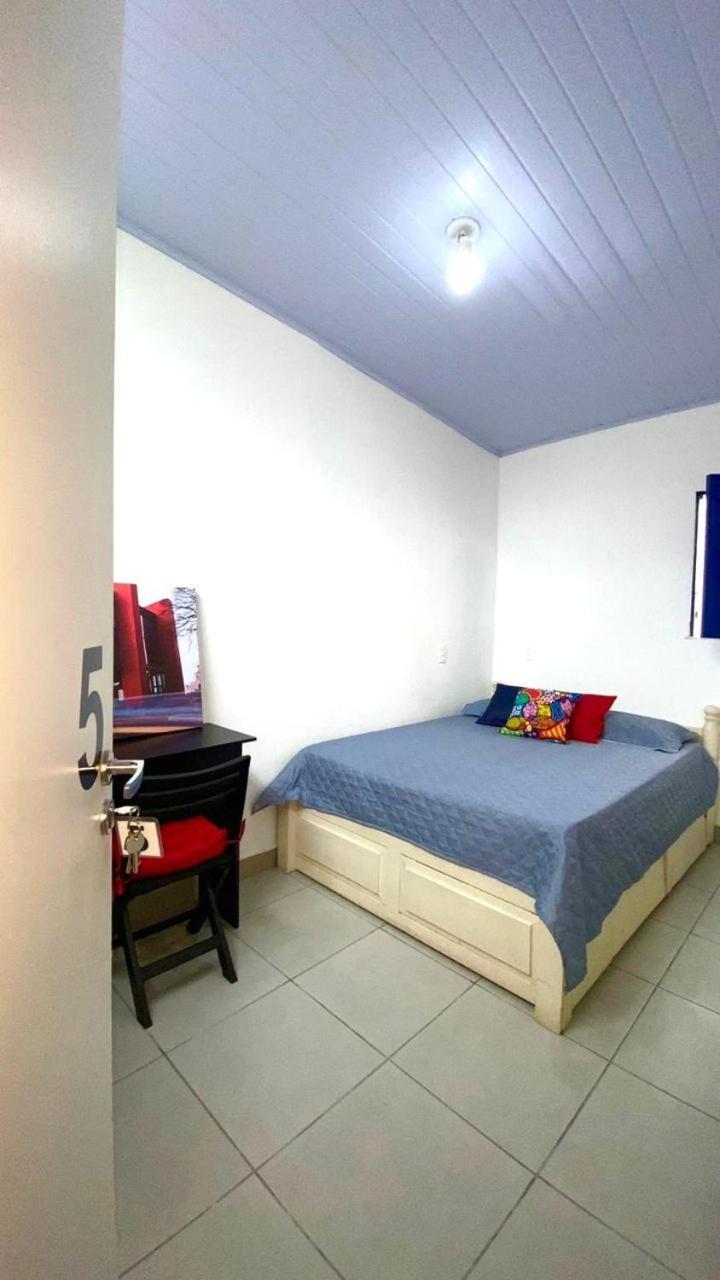 Vilarejo Hostel Pinheiros Guest House ساو باولو الغرفة الصورة